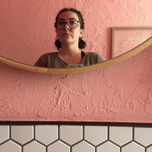 Meet your Posher, Danielle